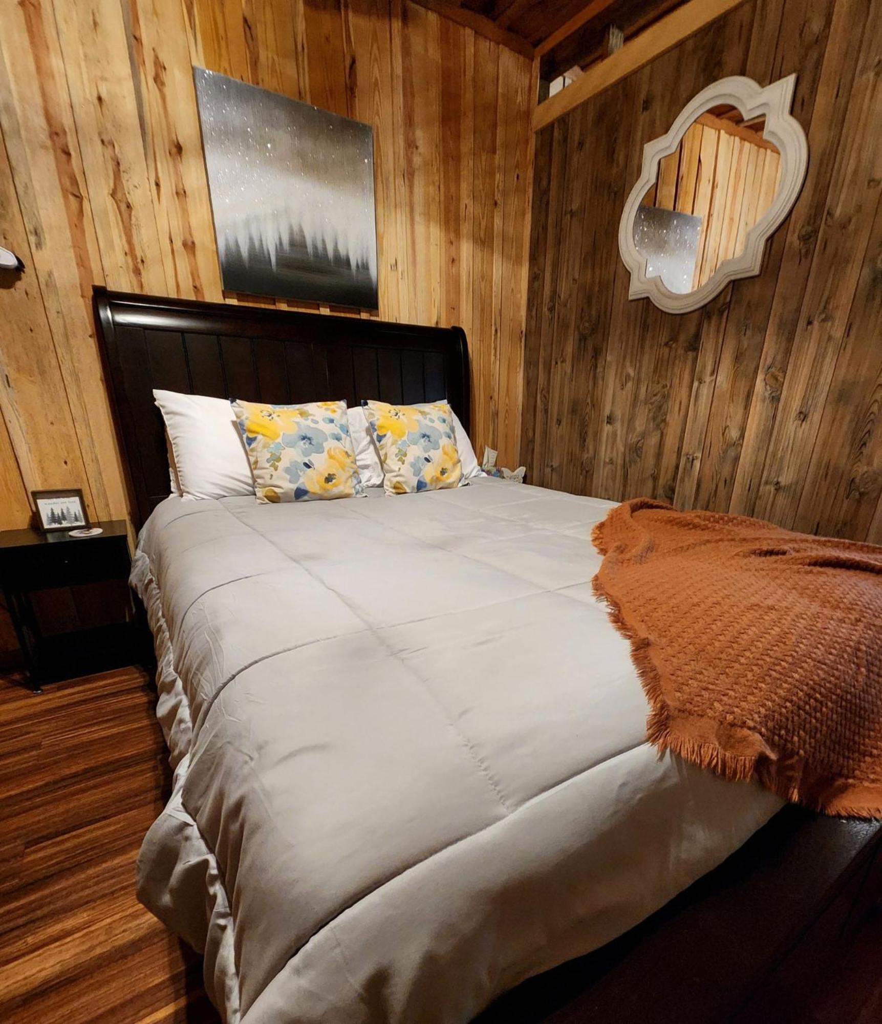 Unique Country Cabin Meets Farmhouse Modern!!! Mena Zewnętrze zdjęcie