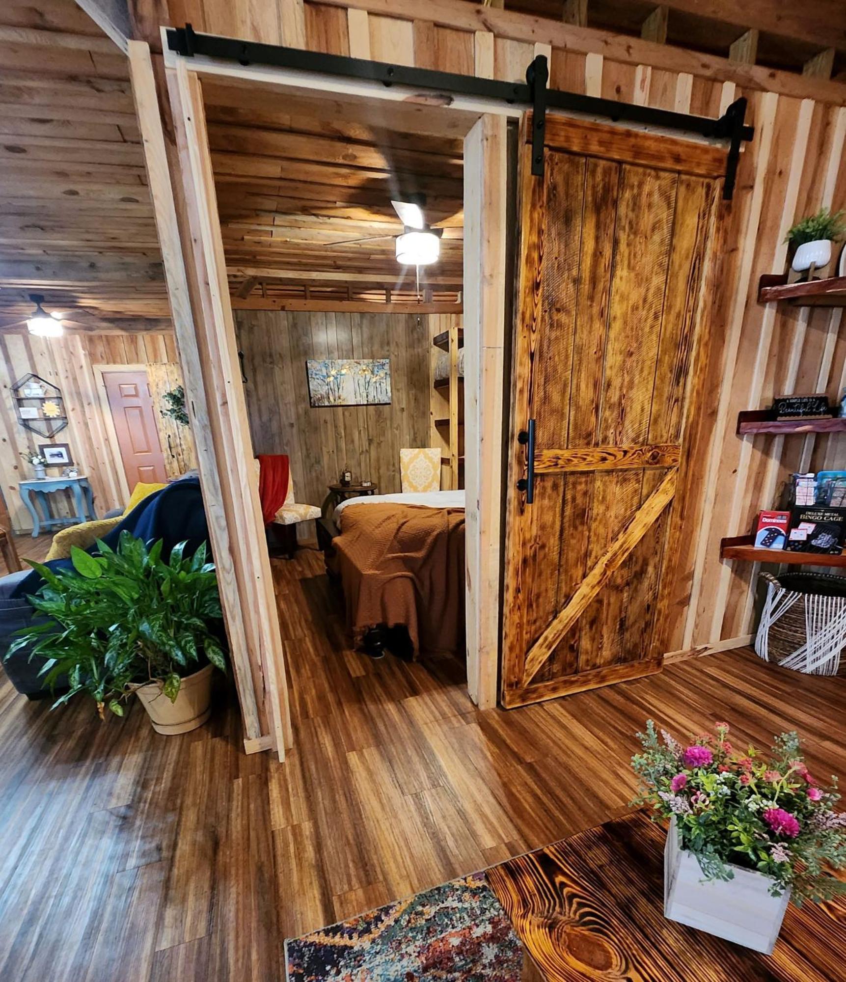 Unique Country Cabin Meets Farmhouse Modern!!! Mena Zewnętrze zdjęcie