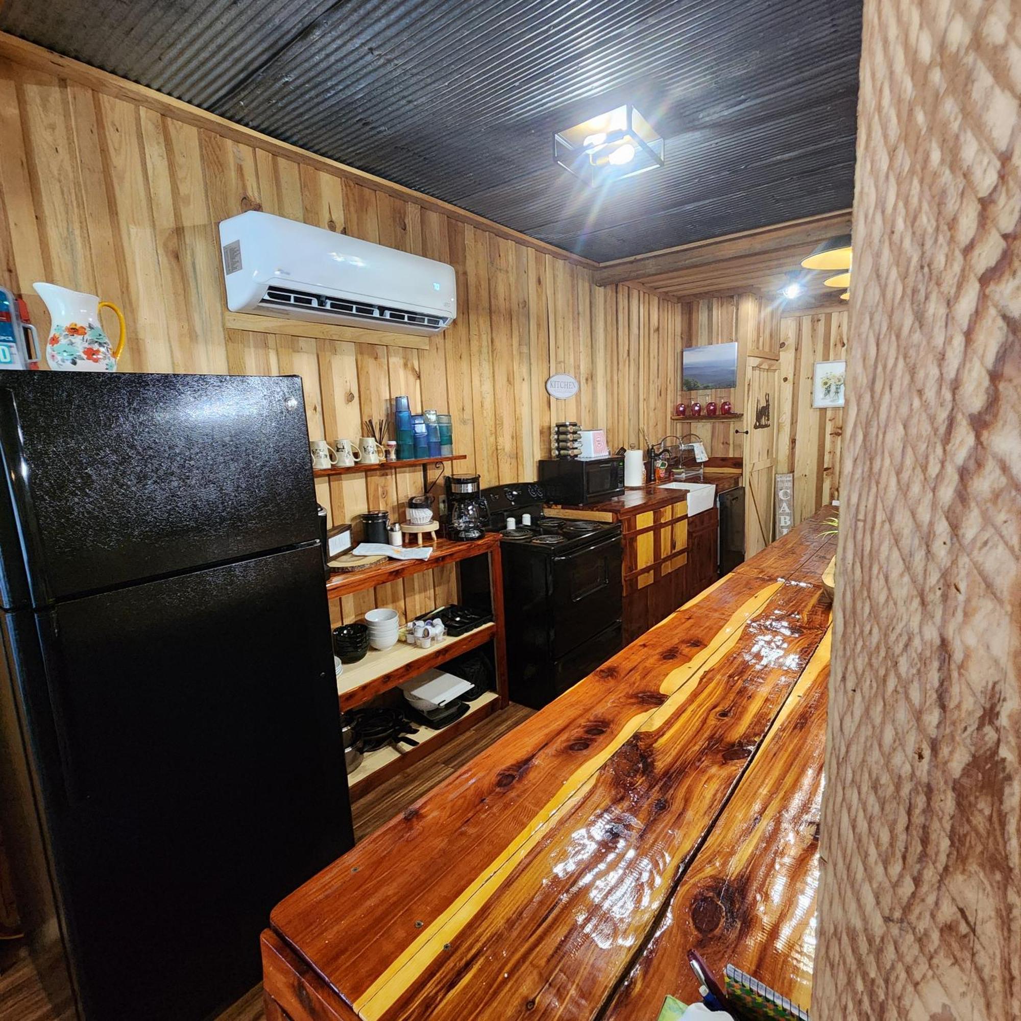 Unique Country Cabin Meets Farmhouse Modern!!! Mena Zewnętrze zdjęcie