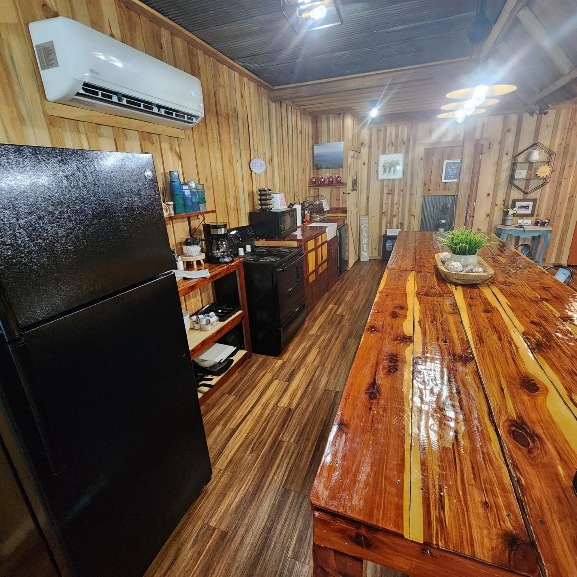 Unique Country Cabin Meets Farmhouse Modern!!! Mena Zewnętrze zdjęcie