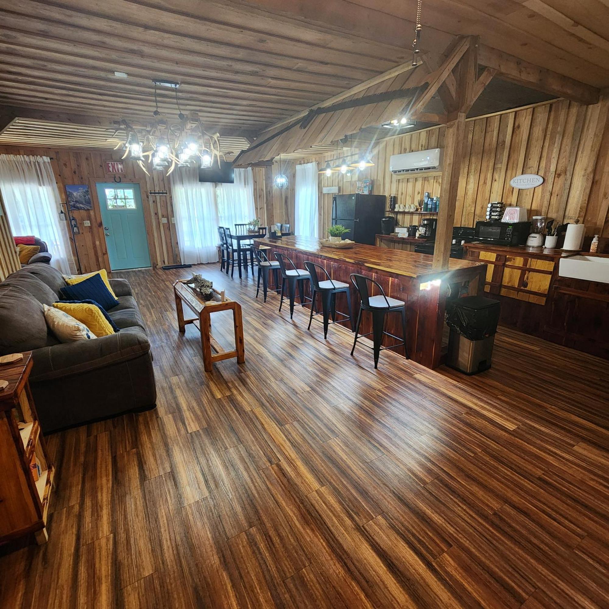 Unique Country Cabin Meets Farmhouse Modern!!! Mena Zewnętrze zdjęcie